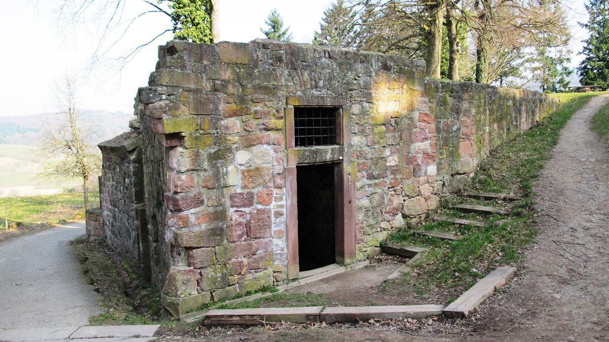 Wachraum des Rothgattertors auf der Hochburg bei Emmendingen