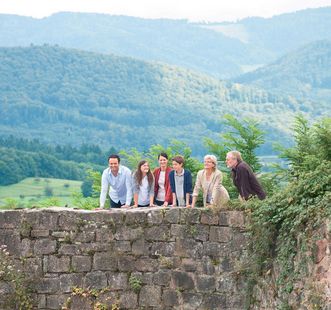 Besucher auf der Hochburg